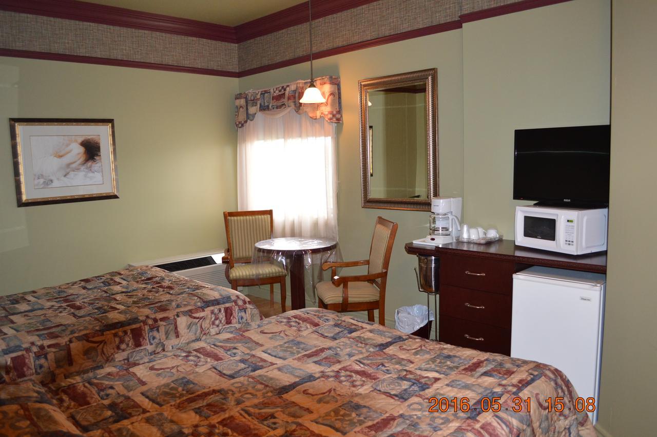 Motel-Auberge Hélene Victoriaville Esterno foto