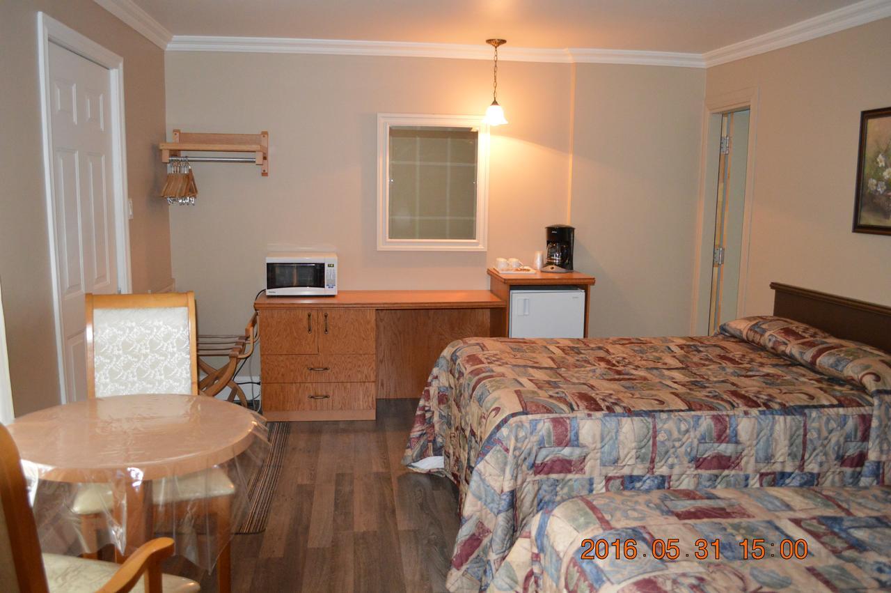 Motel-Auberge Hélene Victoriaville Esterno foto
