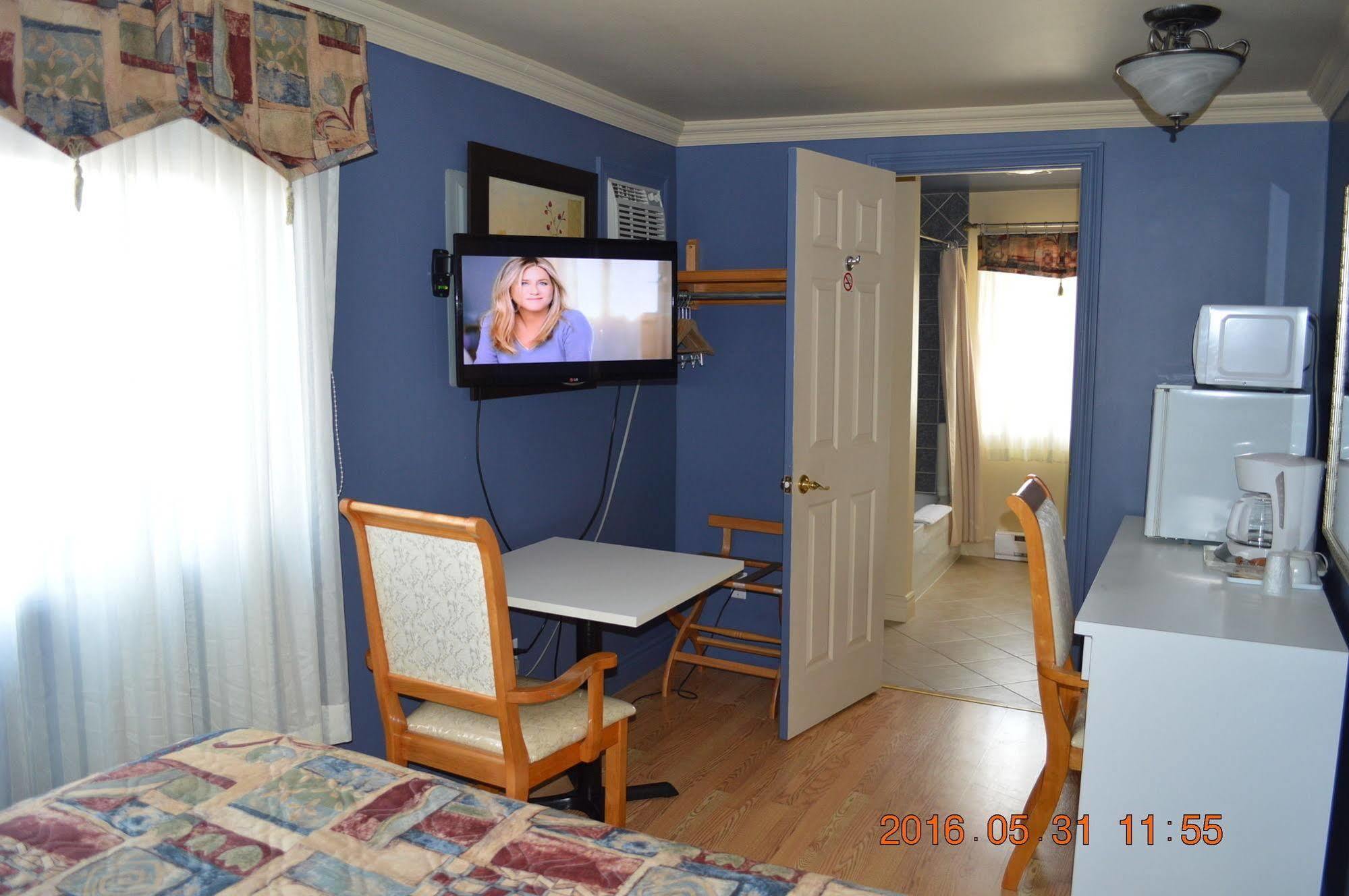 Motel-Auberge Hélene Victoriaville Esterno foto